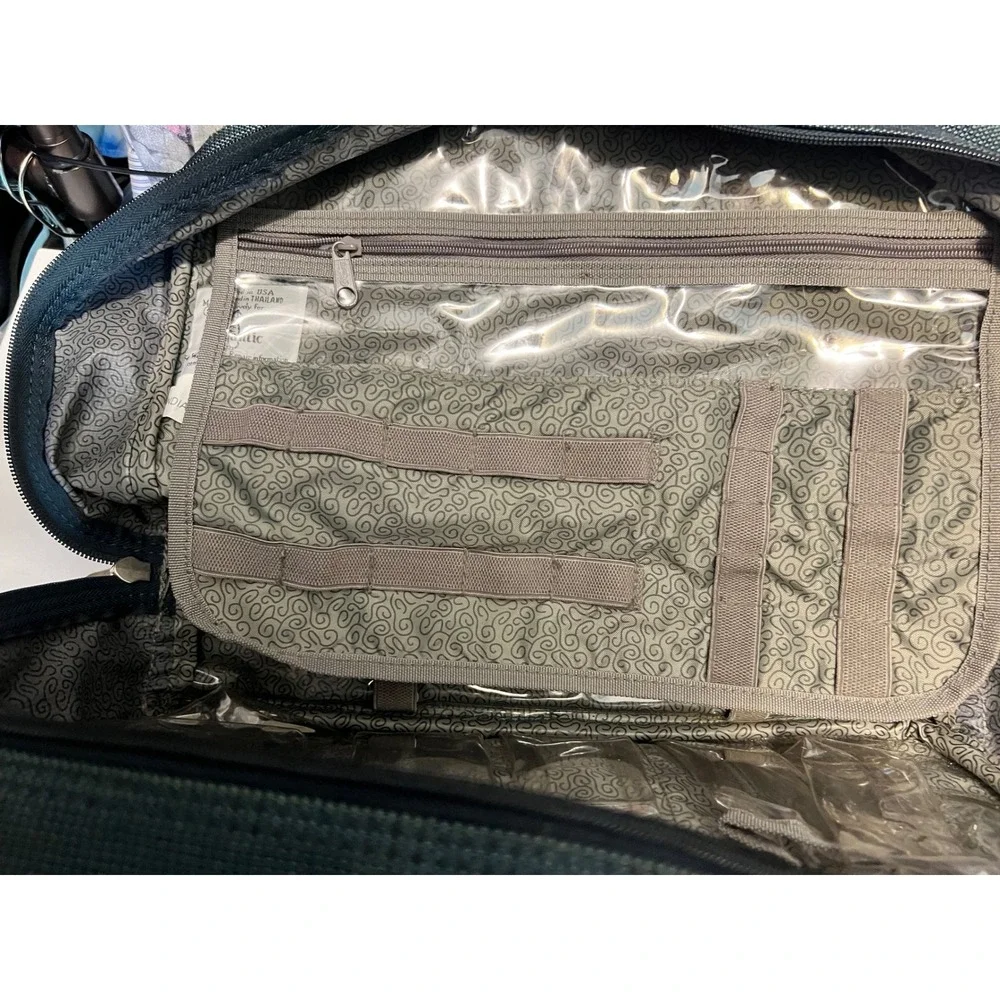 Atlantic Carry-On Duffel Bag 16x8x10 Green Nylon Travel‎ Case, Preowned USA Made